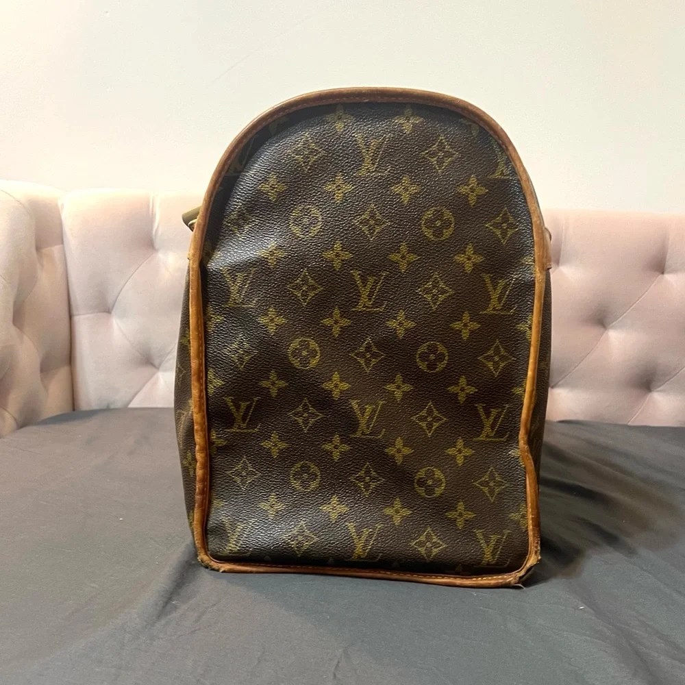 100 % authentic Louis Vuitton Sac Chien 40 pet carrier